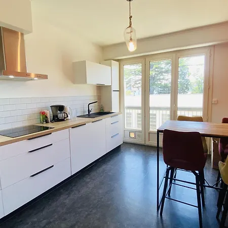 Le Camonil 2 Apartment
